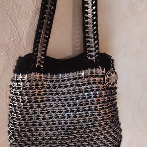 Can cap shoulder bag