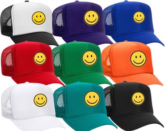 SMILE FACE - JEUGD formaat patch trucker hoed, smile face hoed, blij gezicht trucker hoed, blij gezicht, kleurrijke trucker hoed, jeugd trucker hoed