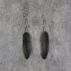 Magpie Feathers Earrings, Black Green Feathers Ear Pendants, Ethical Natural Magpie Feather Earrings, Magpie Totem Jewelry, Unique Gift