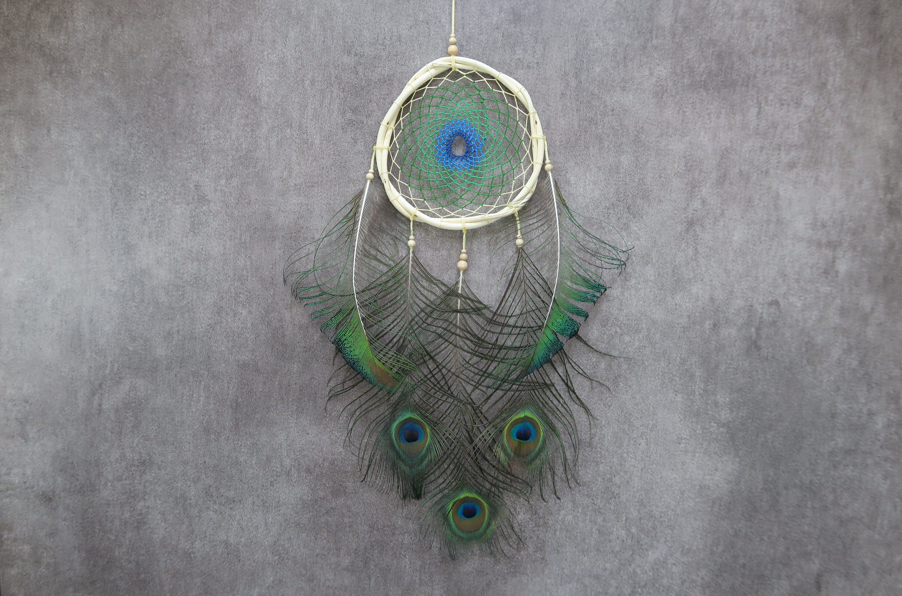 Attrape Rêves Plumes de Paon, Capteur Bleu et Vert, Dreamcatcher en Osier, Naturelles d'origine Ethi