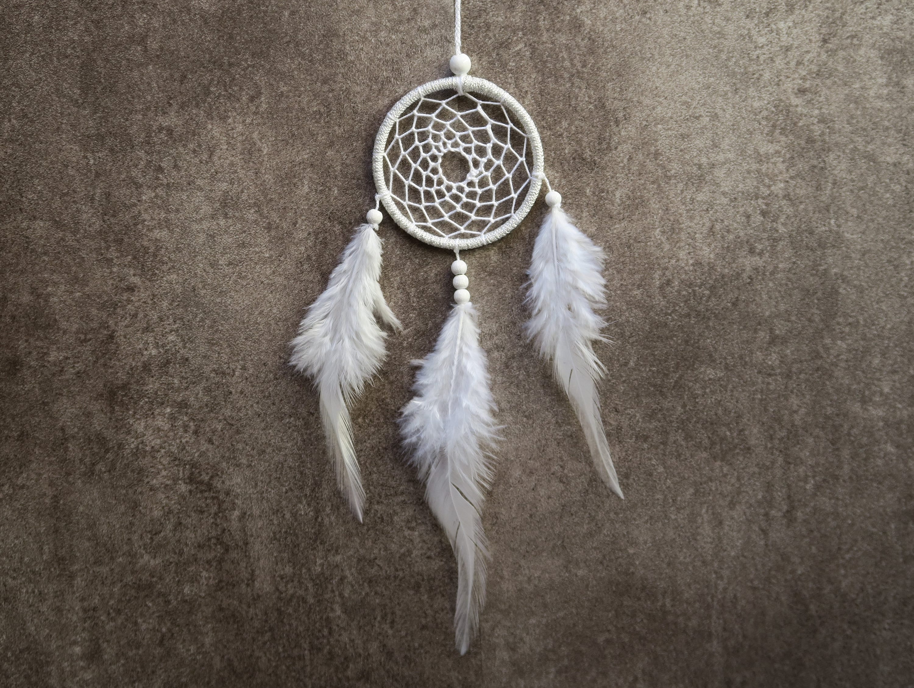Petit Attrape Rêves Blanc, Dreamcatcher Pendentif Pour Rétroviseur Voiture, Mini Capteur de en Plume