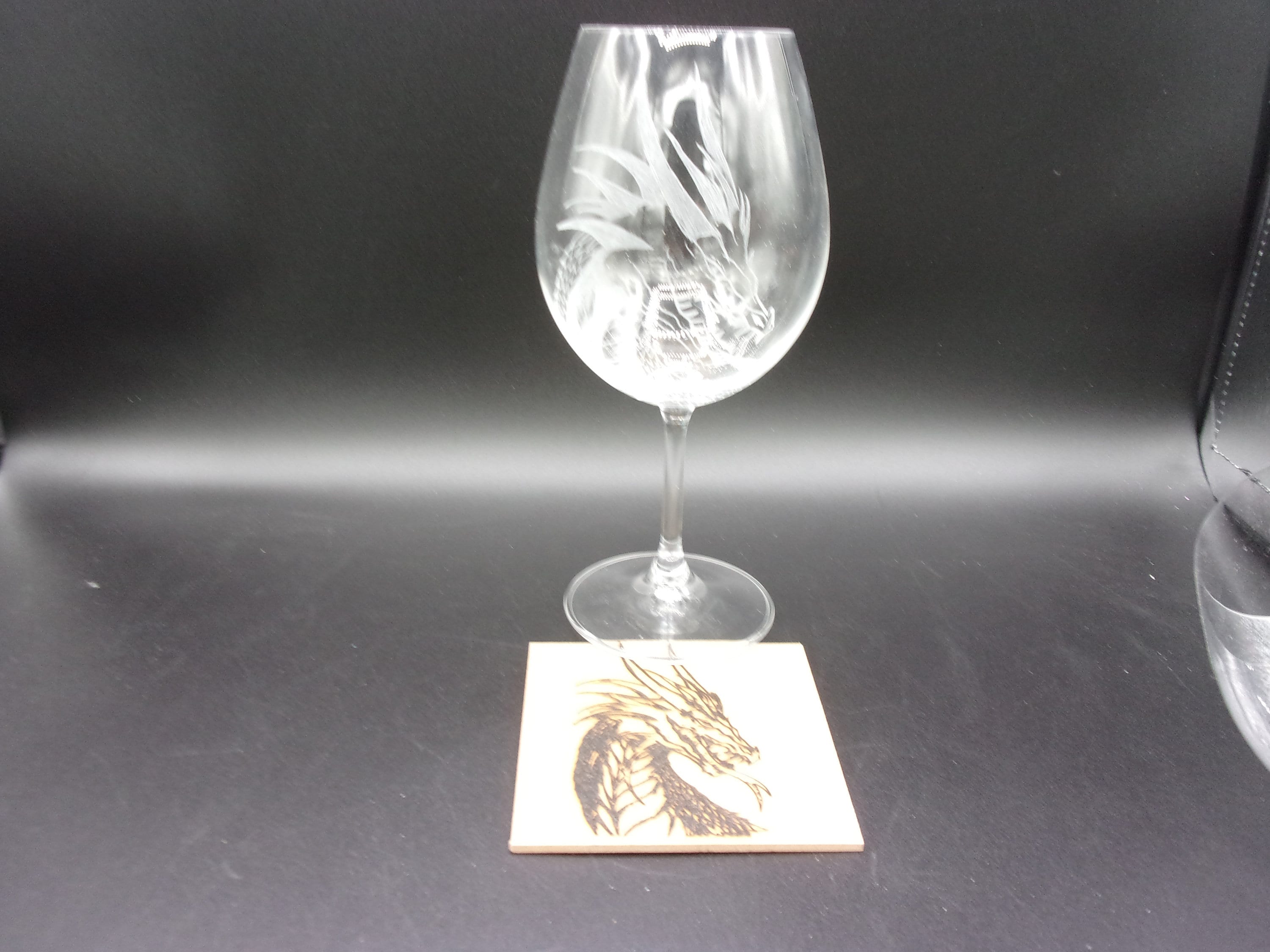 6 Verres et Dessous de Verre Motif Dragons , Personnalisables