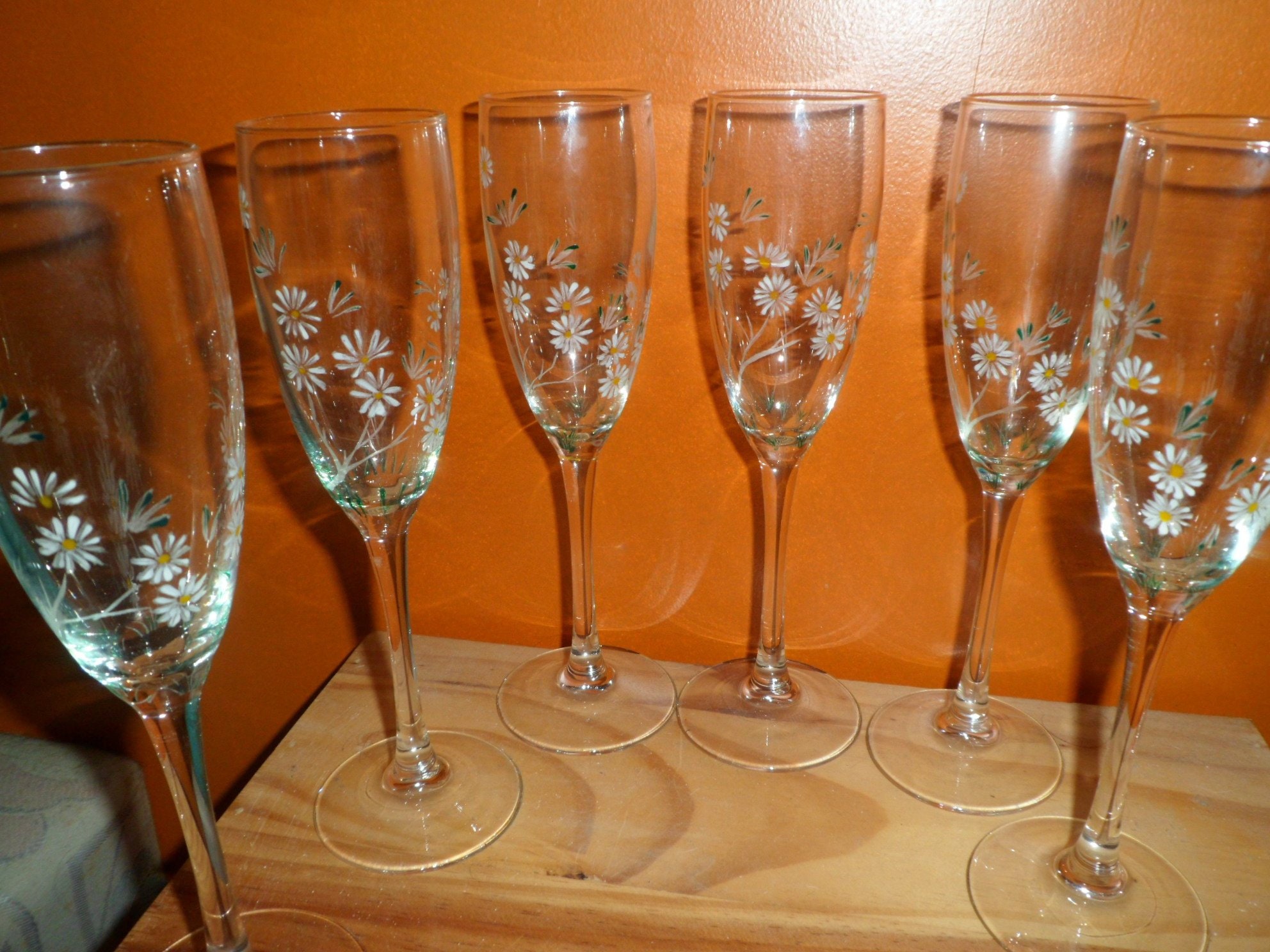 6 Flutes à Champagne en Gravure sur Verre avec Marguerite Blanche Personnalisables