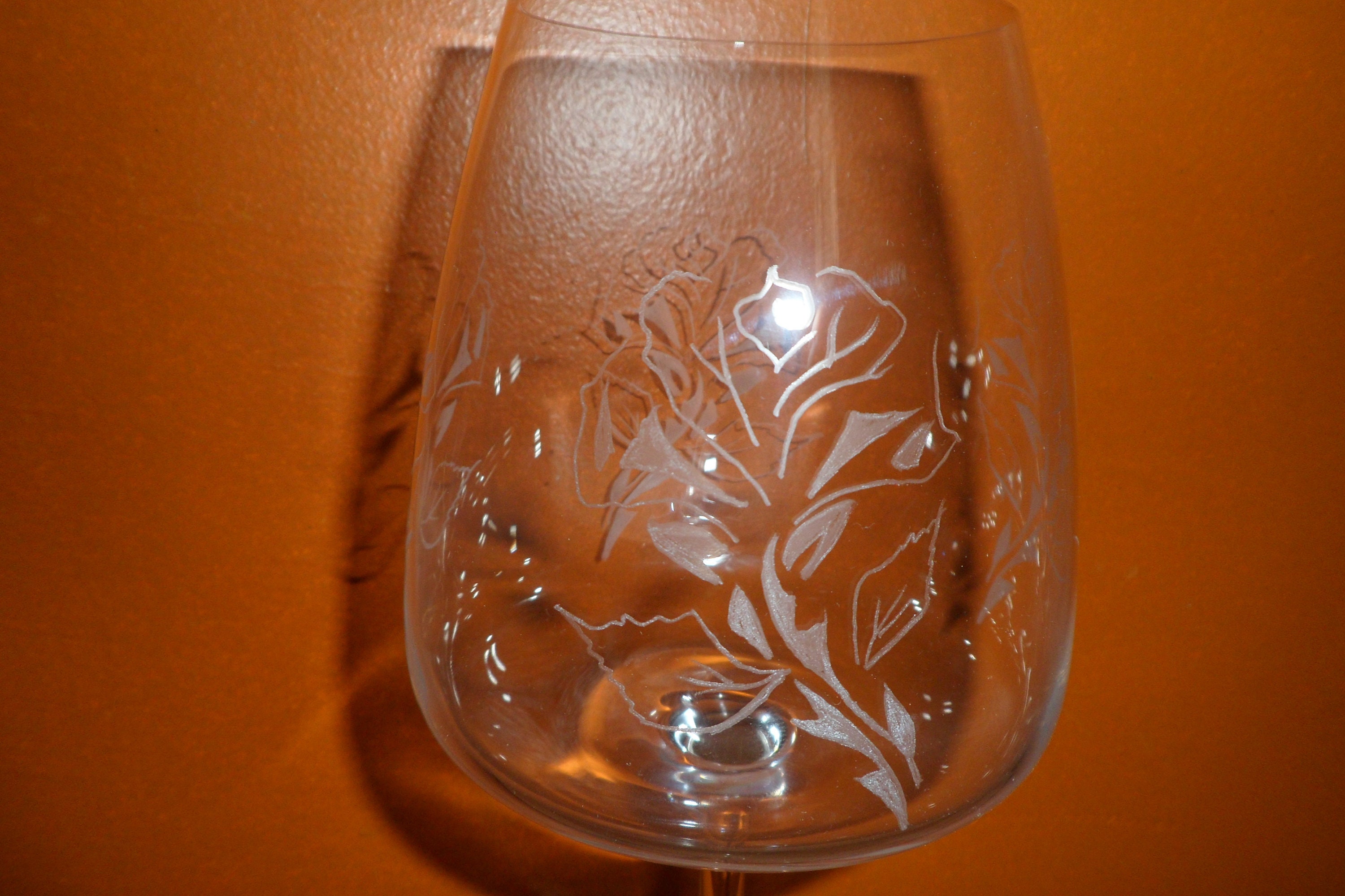 6 Verres à Vin en Cristal Gravure sur Verre Motif 4 Roses, Personnalisables