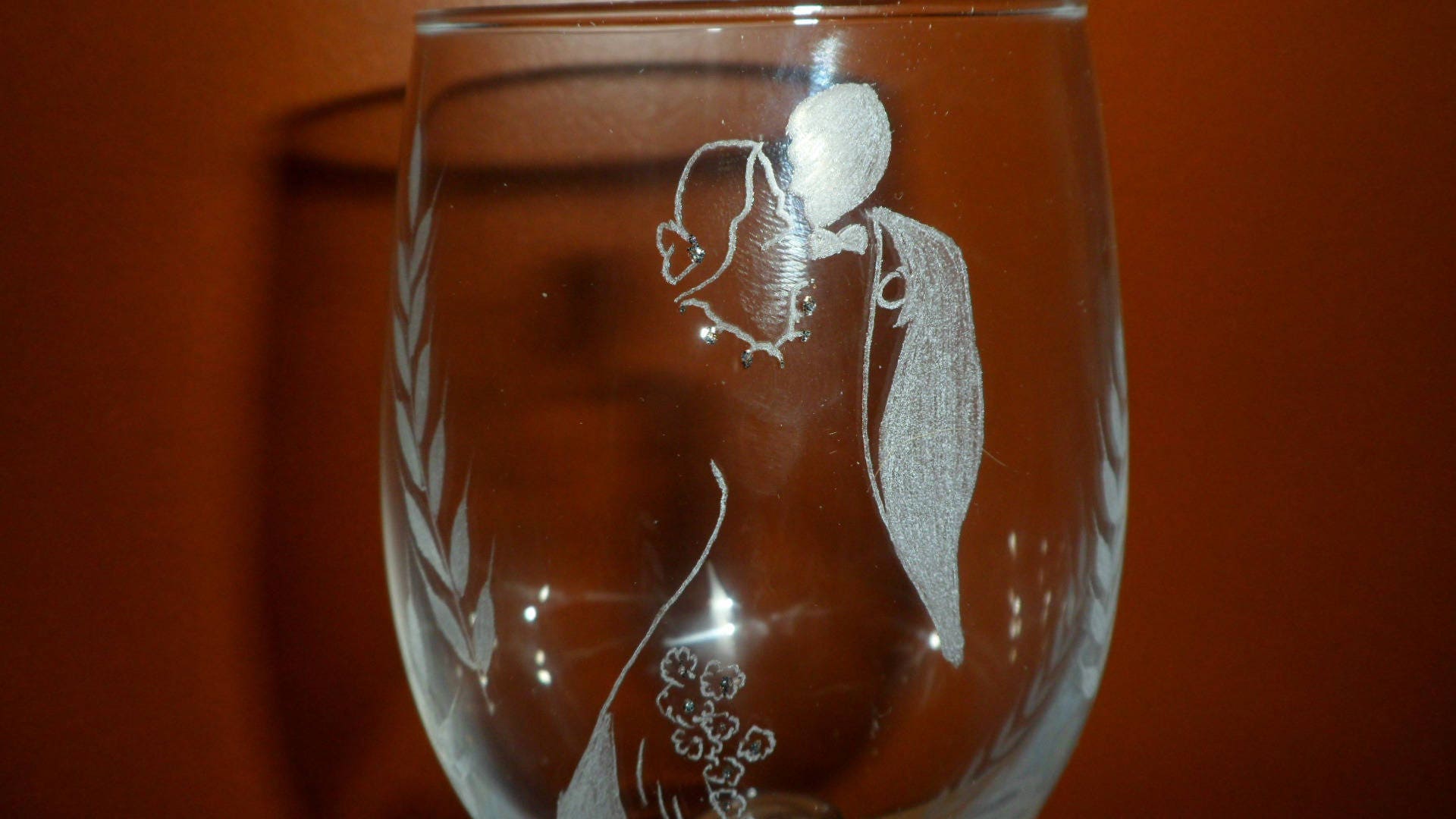 Verres à Vin sur Pied en Gravure Verre Motif Mariés Personnalisables