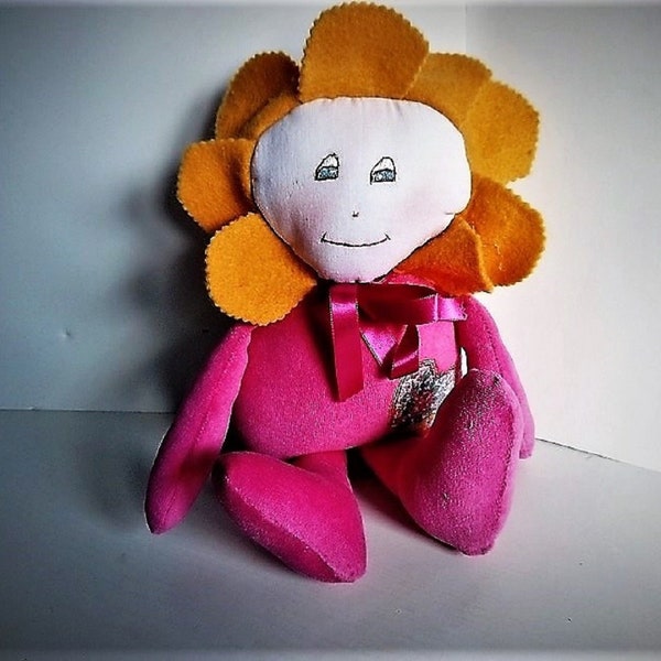 Doudou bébé -   Poupée fleur - Cadeau naissance -fait main - neuf -   -Tilda - leschiffonsdeguetty