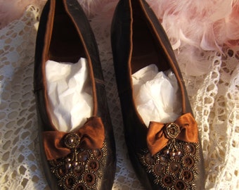 Edwardian 1800/1900 Anciennes CHAUSSURES de BAL collection Vintage Antique par Boudoir Shabby