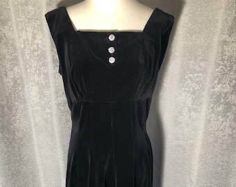 M 50s Black Velvet Cocktail Dress Sleeveless Medium