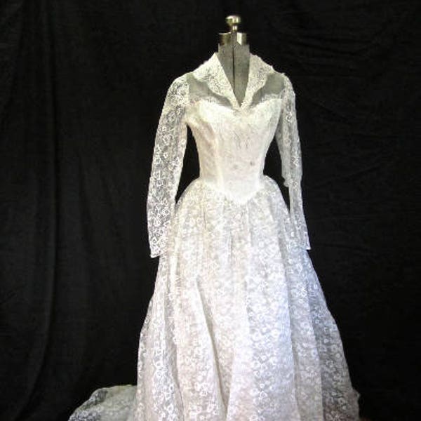 XS 50s Wedding Gown White Lace Tulle Beaded Sequins Train Classic Full Skirt Sheer Net Grace Kelly Extra Small