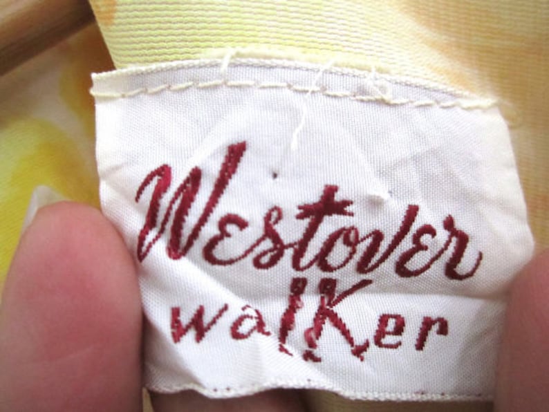 M 50s Dress Novelty Print Day Yellow Nylon Sleeveless Sheath Wiggle Belt by Westover Walker VLV Medium