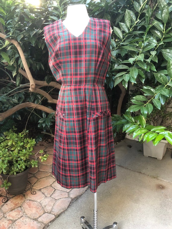 Med 50s Sleeveless Vintage Plaid Dress 1950s