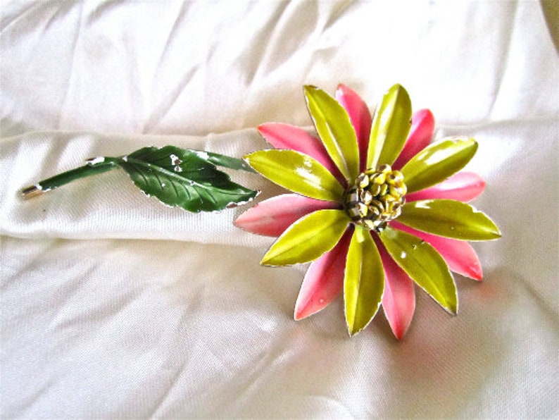 60s Pin Flower Brooch Bright Color Pink Green Stem Leaves MOD