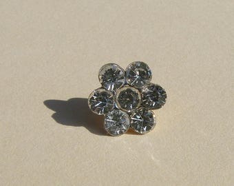 Boutons fleur 14 mm  à patte 7 strass à facettes support métal argenté vendus par lot de 2 pièces créations couture