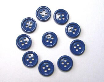 Boutons ronds 11,5 mm  synthétique  bleu roi 4 trous vendus par lot de 40 créations couture