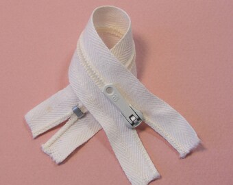 Zippers 12 cm white unseparable slider self-locking plastic mesh 5 mm sold per lot of 4 pieces sewing creations.