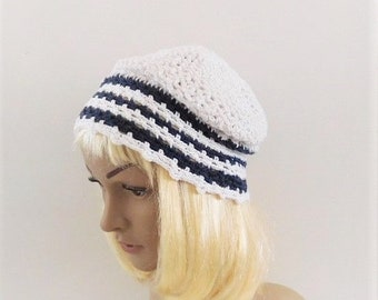 Bonnet féminin, bonnet femme jeune fille en coton bio blanc bleu marine et soie écrue irisée, cadeau accessoire chapeau féminin fait main