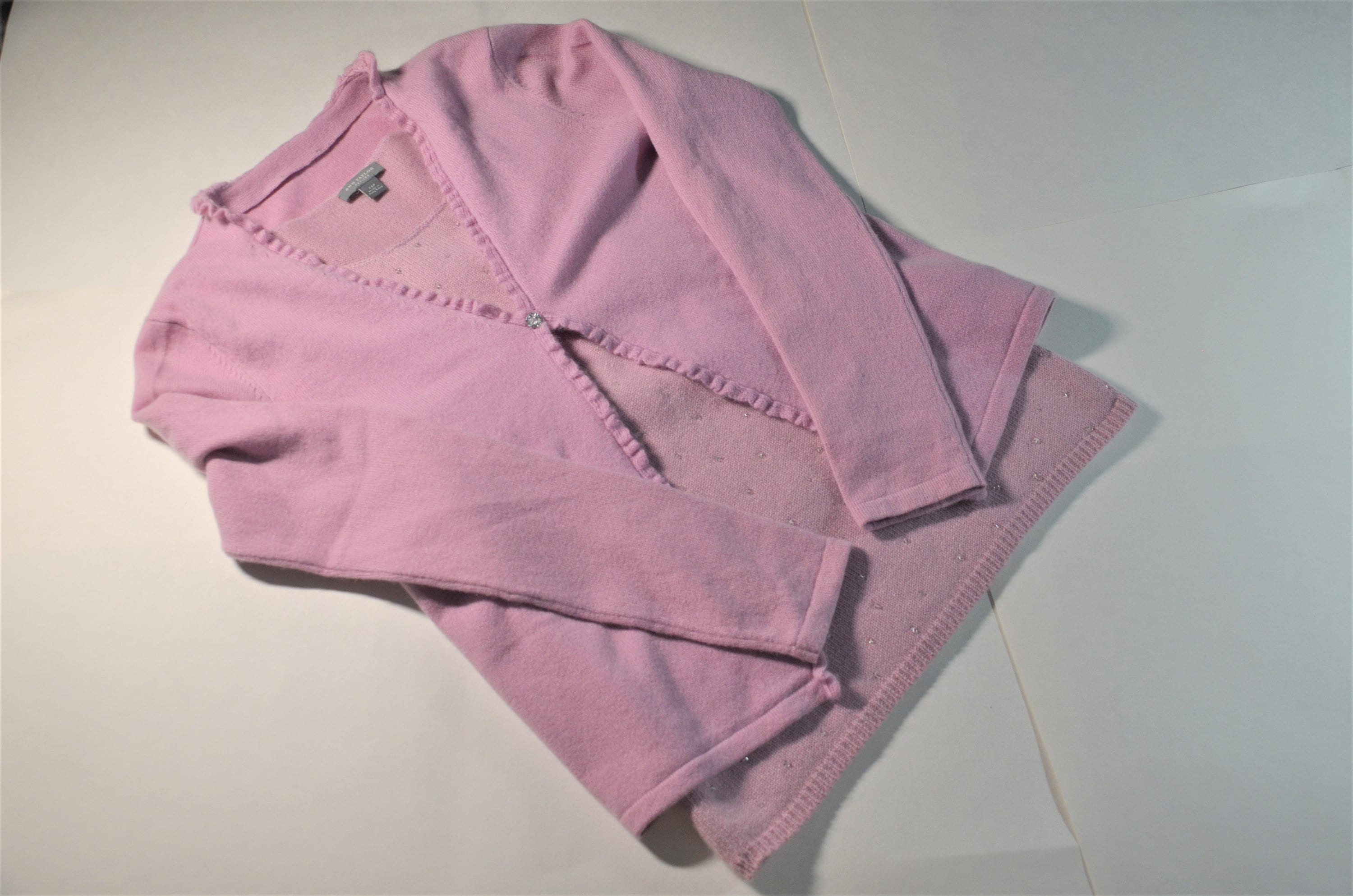 Vintage Cashmere Twinset Ann Taylor Rosy Pink Crystal Beaded Twinset Cardigan en Tank Top Set Kleding Dameskleding Sweaters Vesten 