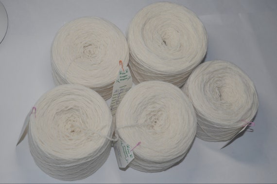 100% Wool - Cream/Bare/Beige Sock Weight Reclaimed Yarn