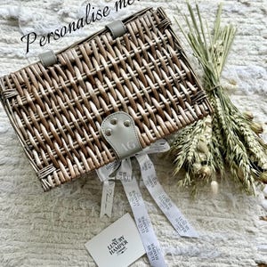 The Pamper Hamper- Personalised Gift Hamper, Custom Pinic Basket, New Home Gift, Wedding Hamper, Birthday Gift Basket
