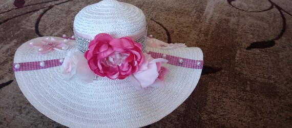 Beautiful Elegant Pink Flower Hat With Rhinestones and  display picture 3