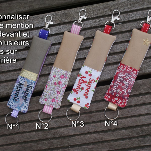 porte clés en cuir véritable et tissu liberty, cadeau grand-mère, cadeau mamie, cadeau nounou, cadeau maîtresse, cadeau maman, cadeau atsem