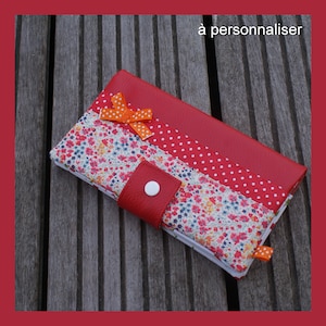 porte chéquier, porte cartes "petite rose rouge" , cadeau pour femme, à personnaliser
