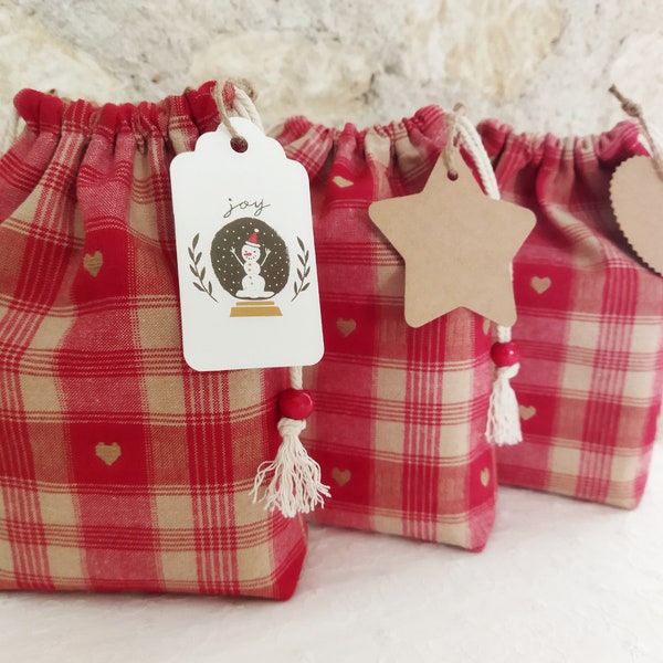 Pochon petit sac en Coton coeurs rouges Déco maison Pochon petit sac cadeau réutilisable- Étiquette étoile coeur bonhomme de neige