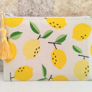 Petite pochette en tissu Citrons jaunes fermeture éclair zip - porte monnaie porte cartes mini pochette à bijoux, écouteurs...