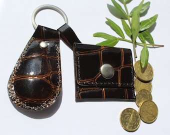 Brown keychain and small coin purse on one ring, gift for her,keychain women,keychain gift,leather souvenir,leather keyring,keychain for mam