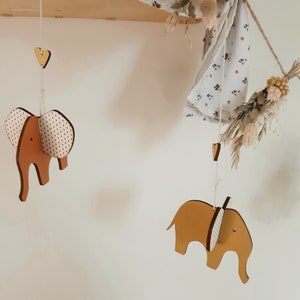 Houten olifant mobiel, kinderkamer decoratie, geboorte cadeau, baby mobiel, houten dieren, olifant decoratie