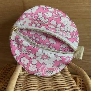 Range écouteurs ou petit porte monnaie