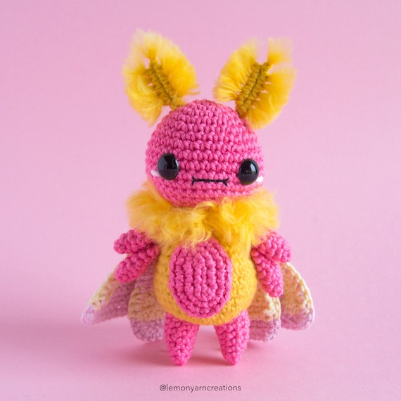 Lemon Yarn Creations | CROCHET PATTERN Rosy Maple Moth | Amigurumi