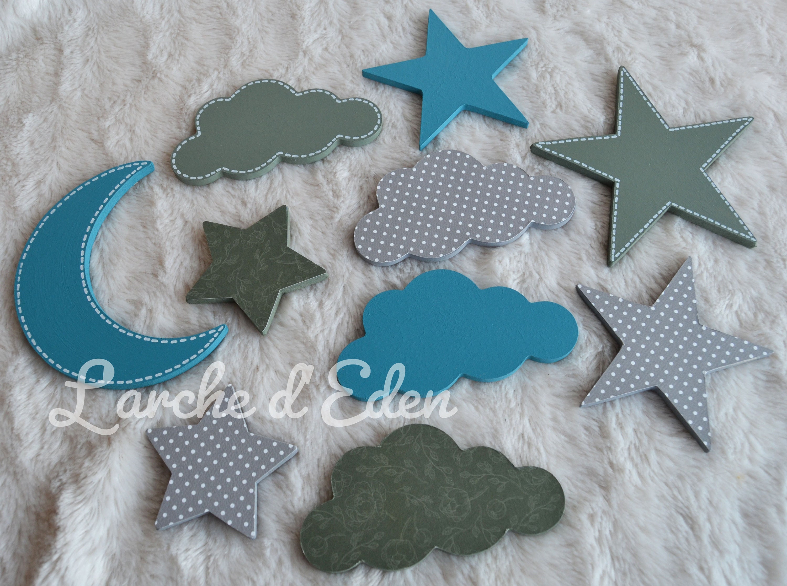 Stickers Étoiles et Nuages, Stickers Bois, Décoration Enfant | sur Commande