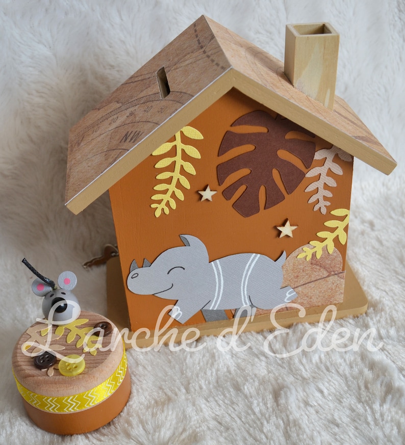 Tirelire bois, tirelire enfant, décoration savane, rhinocéros, girafe, lion, cadeau naissance sur commande Rhinoceros savane