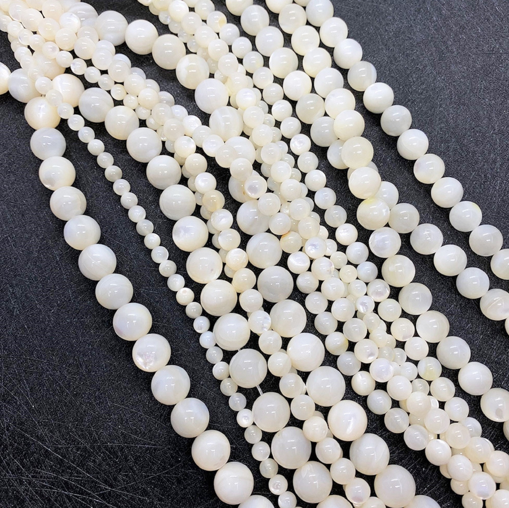 Fil De Perles En Nacre Naturelle - 25 Pièces Ronds 15mm Blanc - 39cm - Neuf - Pour Créations Bijoux