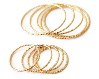 x5 closed rings, 18k gold-plated brass, twisted round connector, diameter 18mm / 30mm