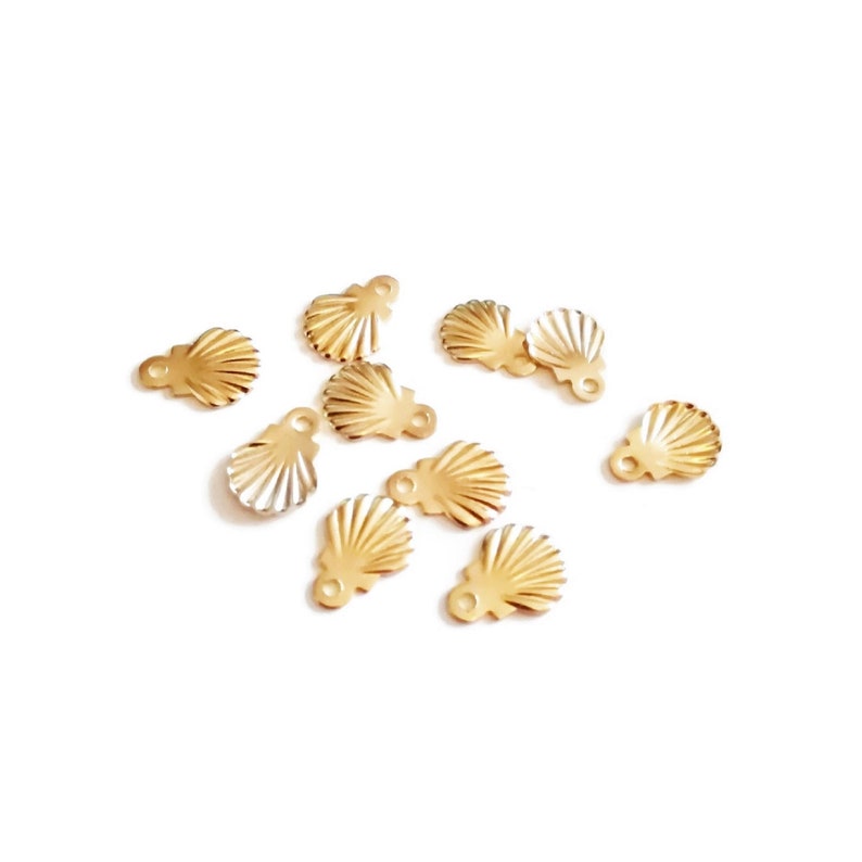 10 mini shell pendants in gold stainless steel image 1