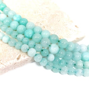 Aqua Green QUARTZ - 6mm / 8mm round beads, natural stone, creative supplies, jewelry making. Pack of 20 beads