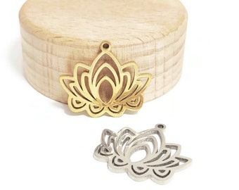 Pendentif fleur de lotus en acier inoxydable or doré / argenté, vendu à l'unité