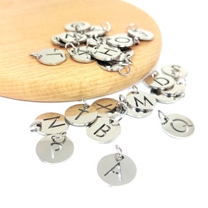 Pendentif lettre initiale en acier inoxydable, sequin rond initiale lettre de l'alphabet, polissage miroir, diamètre 12mm, à choisir