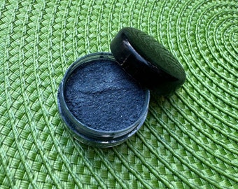 Poe- Navy Blue Shimmer Eyeshadow