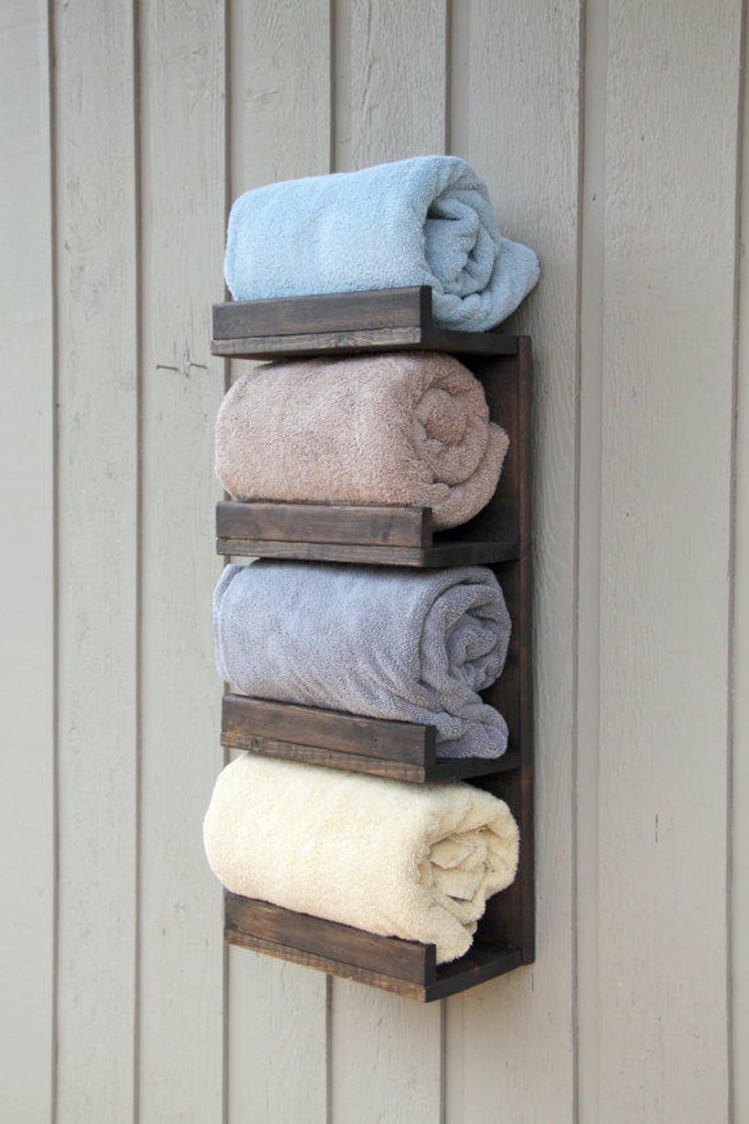 24 Wall Quilt Rack - Blanket Shelf - Towel Rack with Shelf White