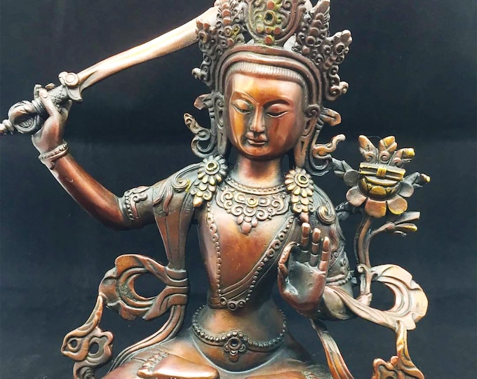 Buddhist statue bronze and copper bodhisattva Manjushri. Height of 26cm. Buddha statuette