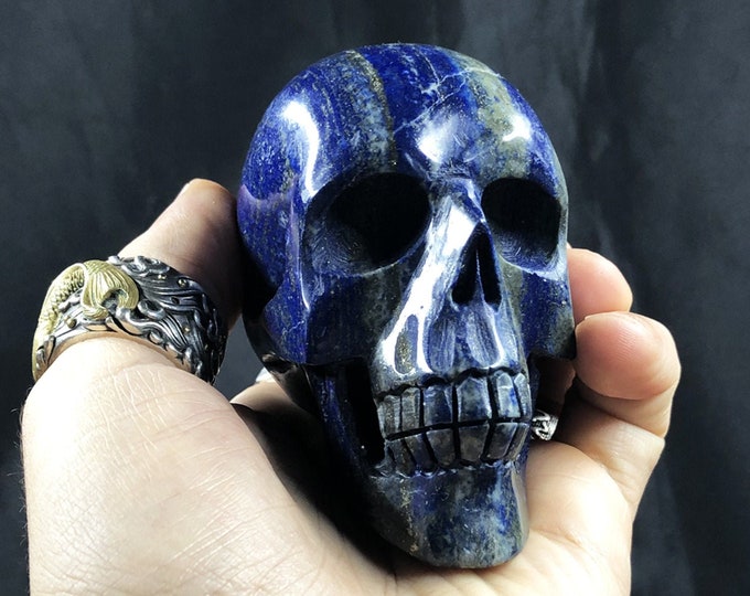 Lapis lazuli crystal skull entirely handmade single piece 8/7/4.5cm 0.488kg