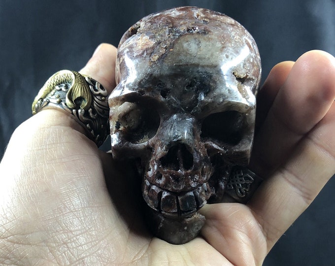 crystal skull in sphalerite entirely handmade unique piece 7/6/4.5cm 0.360kg