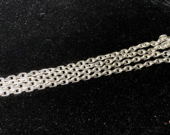 Silver chain 925. Convicted mesh. Hook clasp. Length 62cm, weight of 27 grams. width and length of mesh 4mm/ 6mm