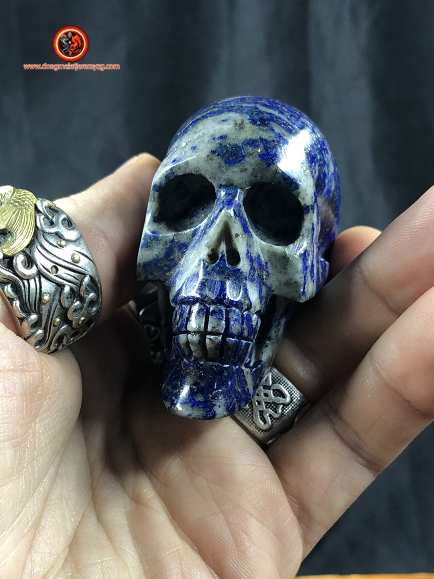 Crâne de Cristal en Lapis Lazuli Entièrement Réalisé à La Main Pièce Unique 5/5/3cm 0, 169Kg