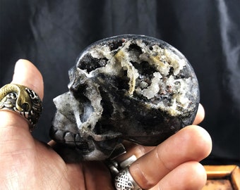 crystal skull in sphalerite entirely handmade unique piece 7/6,5/4cm 0,372kg