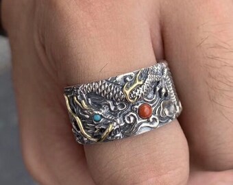 feng shui ring. Silver dragon 925 and copper. Turquoise from Arizona and agate called nan hong (south red) from Yunnan.
