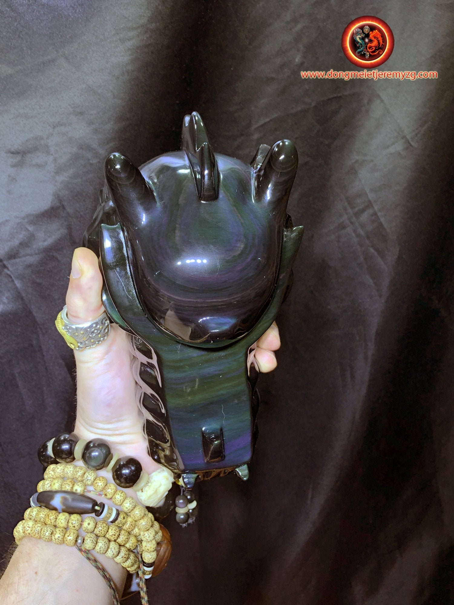 Très Grand Crâne de Dragon en Cristal. Dragon Sculpté A La Main Obsidienne Oeil Celeste. Piece Uniqu